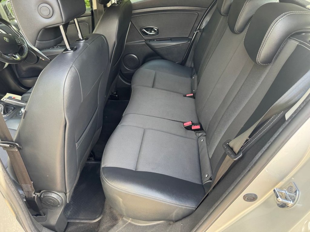 Used Renault Megane 2015 for sale - 76105530: Photo 13