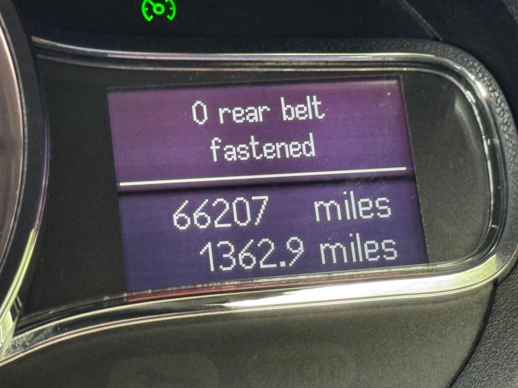 Used Renault Megane 2015 for sale - 76105530: Photo 15