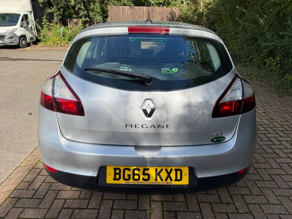 Used Renault Megane 2015 for sale - 76105530: Photo 8