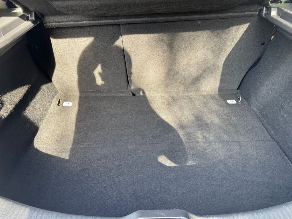 Used Renault Megane 2015 for sale - 76105530: Photo 9