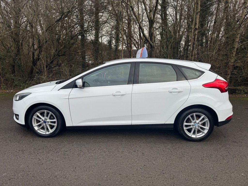 Used Ford Focus 2016 for sale - 77250331: Photo 2