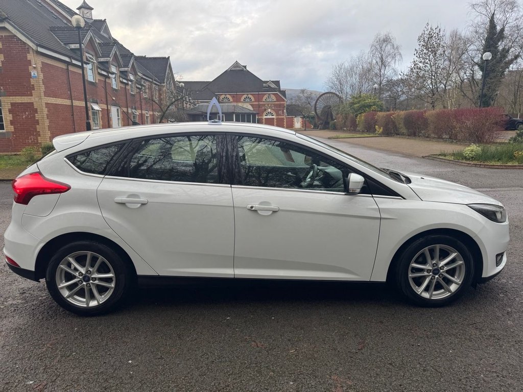 Used Ford Focus 2016 for sale - 77250331: Photo 5
