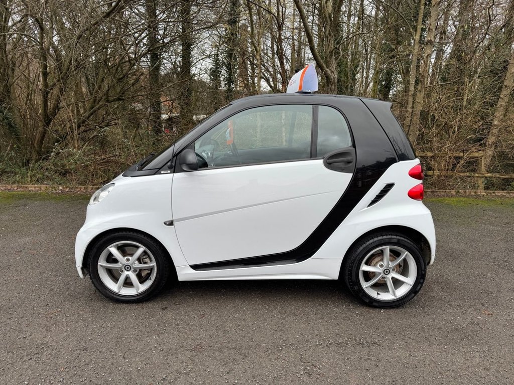 Used smart fortwo 2011 for sale - 77408311: Photo 2