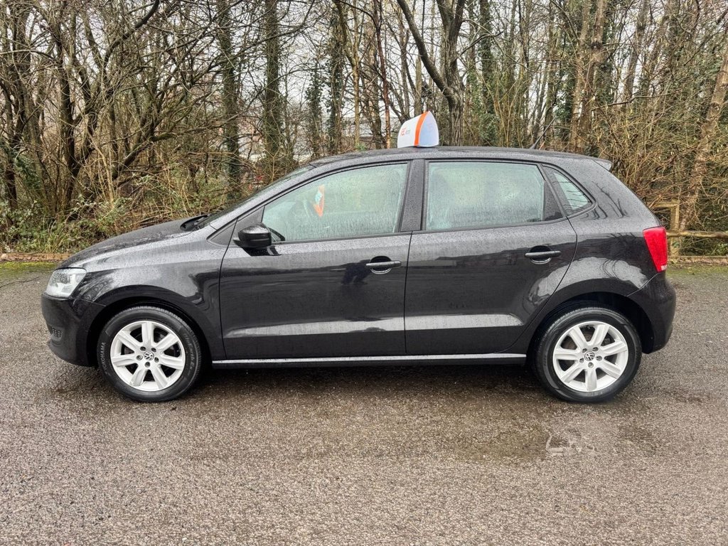 Used Volkswagen Polo 2010 for sale - 77451789: Photo 2