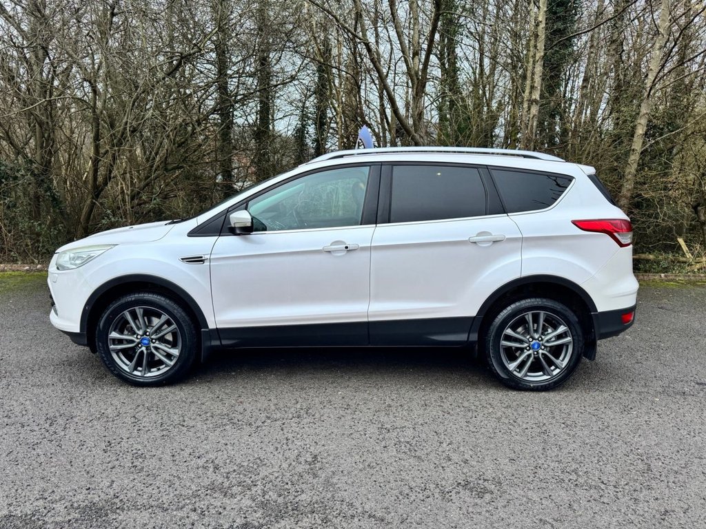 Used Ford Kuga 2014 for sale - 77720171: Photo 2