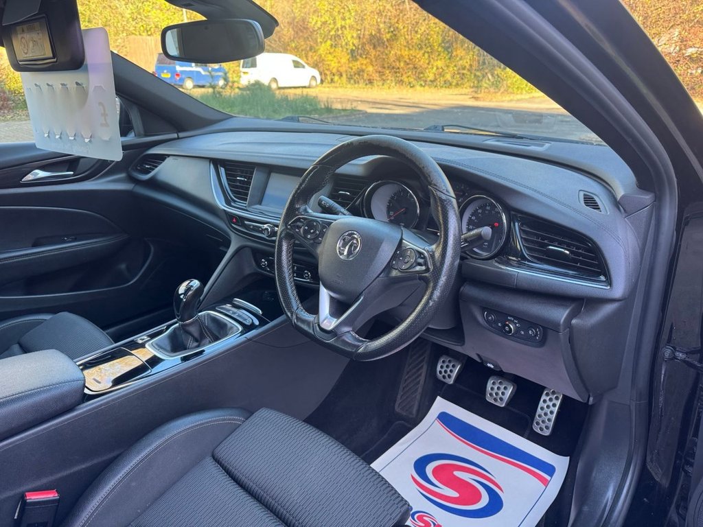 Used Vauxhall Insignia 2019 for sale - 76642727: Photo 10