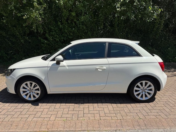 Used Audi A1 2012 for sale - 75181083: Photo 2