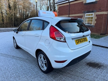 Used Ford Fiesta 2014 for sale - 77096463: Photo