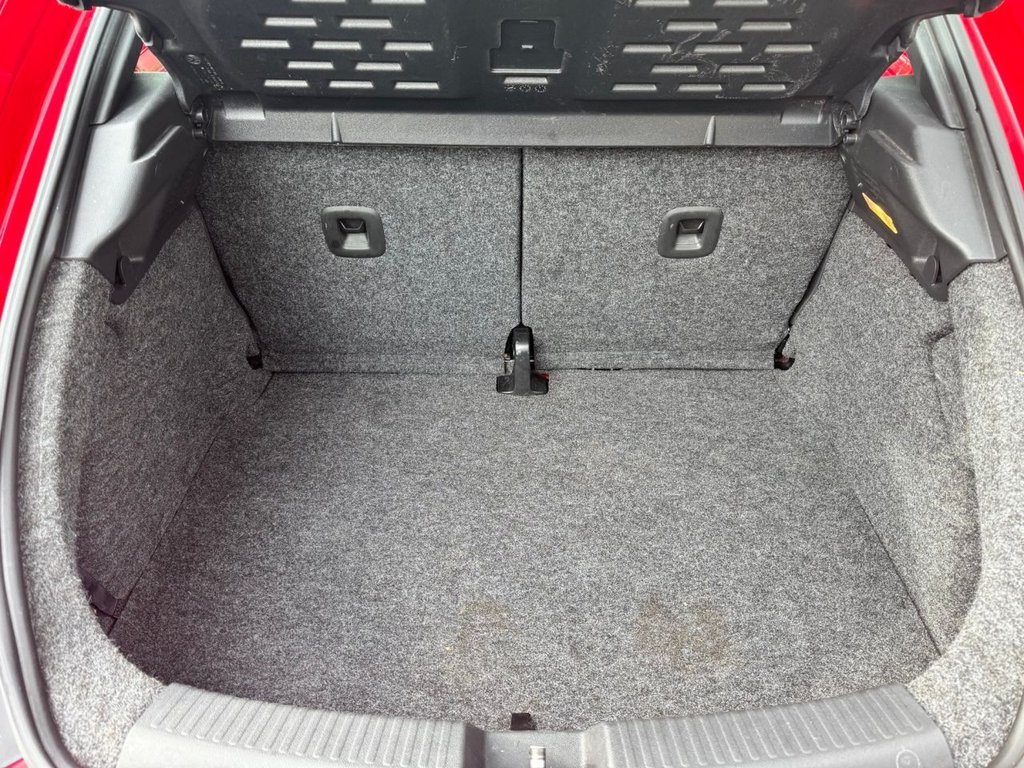 Used Volkswagen Beetle 2012 for sale - 77583355: Photo 12