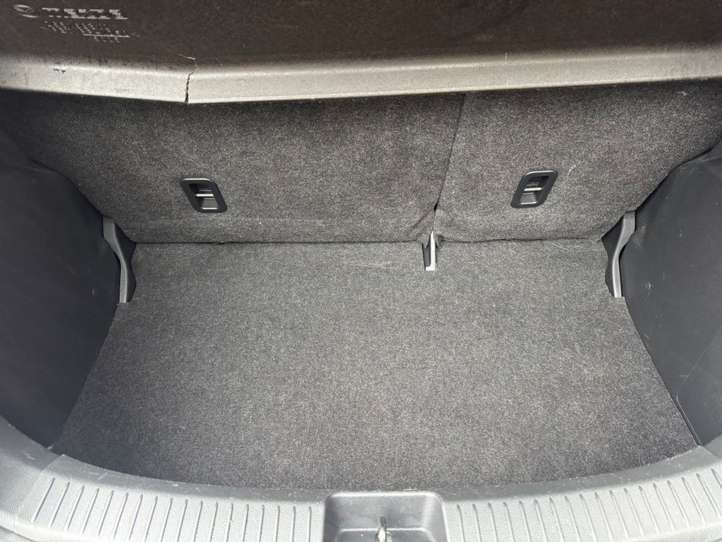 Used Mazda Mazda2 2011 for sale - 76724472: Photo 10