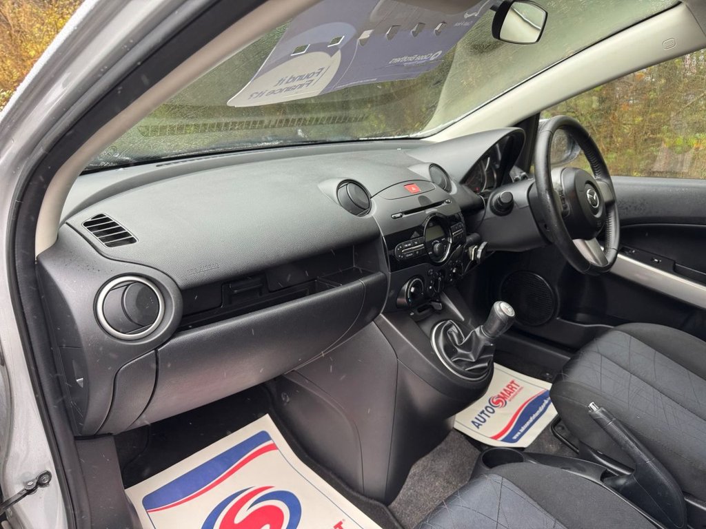 Used Mazda Mazda2 2011 for sale - 76724472: Photo 11