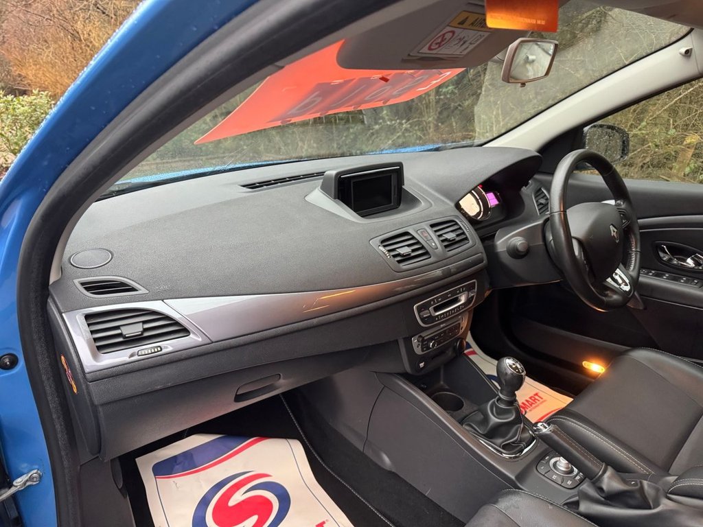 Used Renault Megane 2015 for sale - 77276015: Photo 11