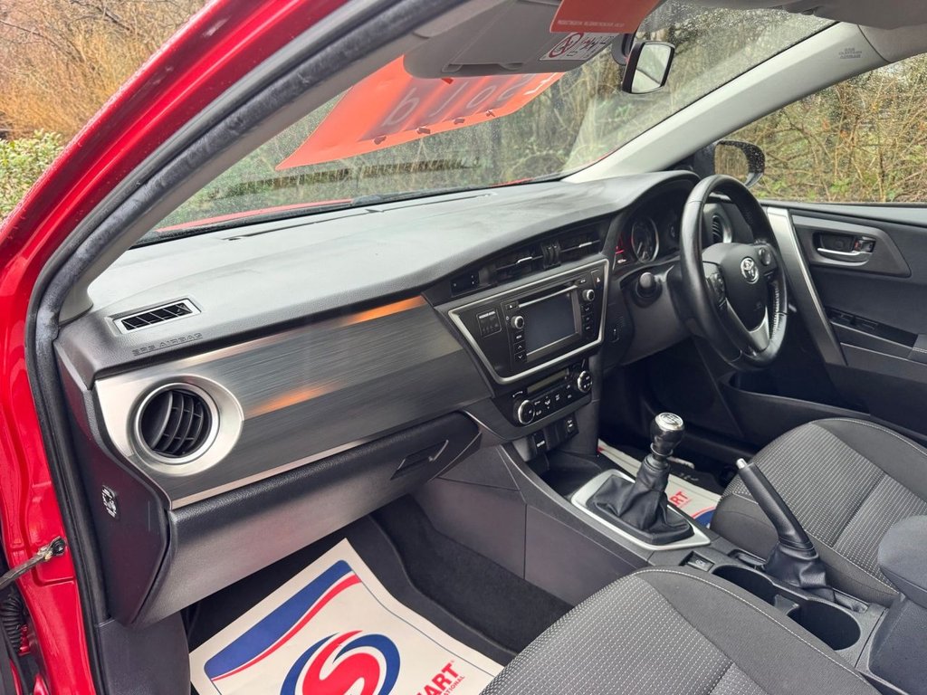 Used Toyota Auris 2013 for sale - 77451854: Photo 14