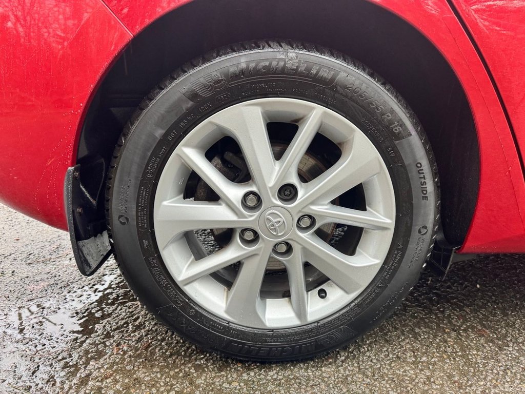 Used Toyota Auris 2013 for sale - 77451854: Photo 18