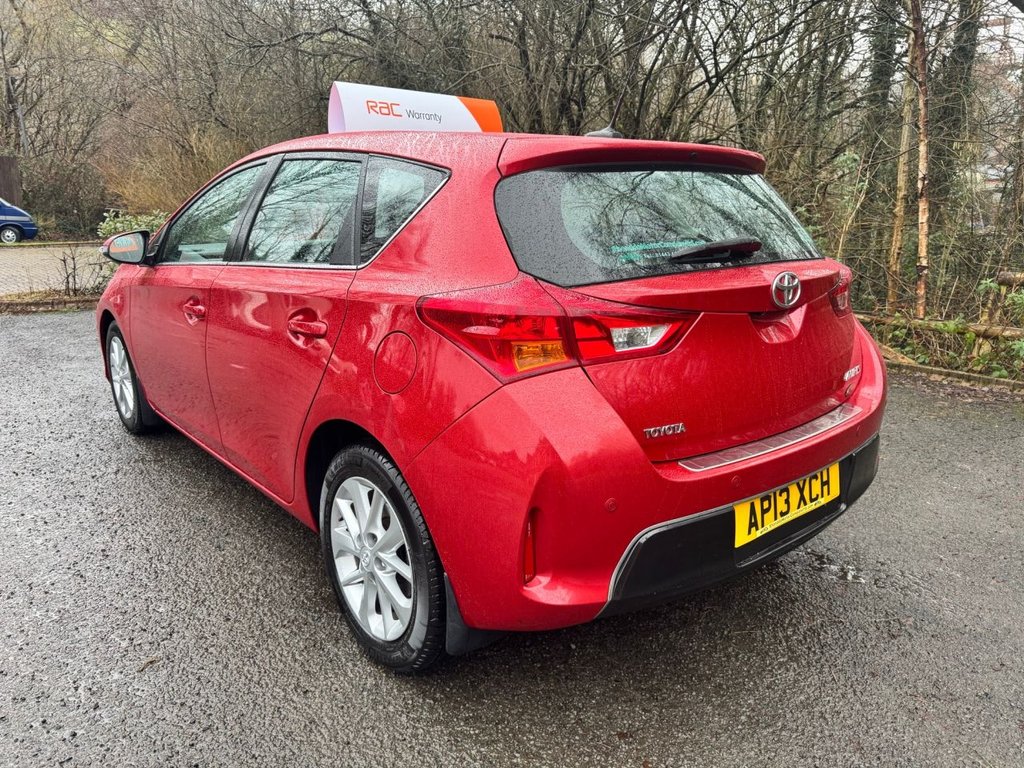 Used Toyota Auris 2013 for sale - 77451854: Photo 4