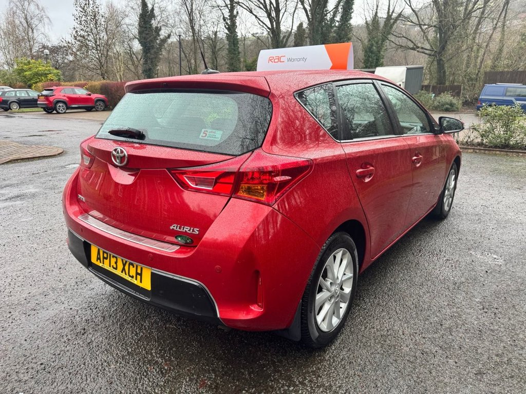 Used Toyota Auris 2013 for sale - 77451854: Photo 5