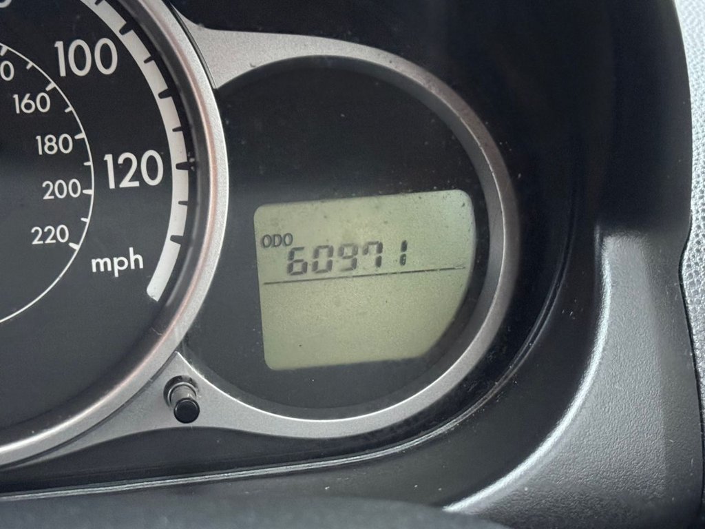 Used Mazda Mazda2 2013 for sale - 77302546: Photo 17