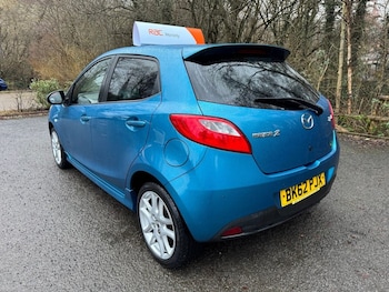 Used Mazda Mazda2 2013 for sale - 77302546: Photo