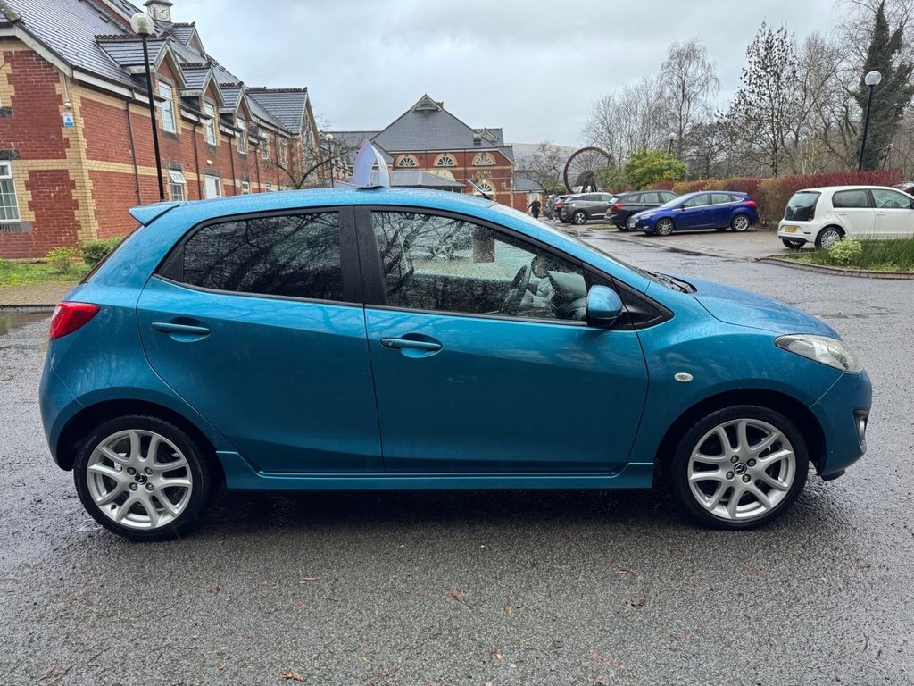 Used Mazda Mazda2 2013 for sale - 77302546: Photo 8