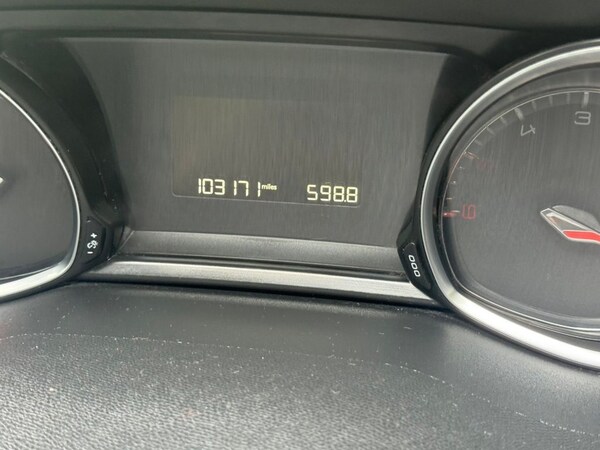 Used Peugeot 308 2015 for sale - 75320537: Photo 15