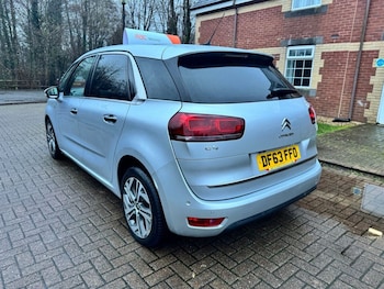 Used Citroen C4 Picasso 2014 for sale - 77507649: Photo