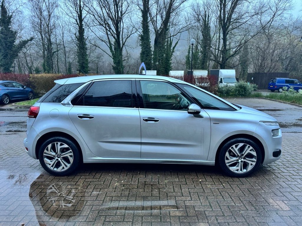 Used Citroen C4 Picasso 2014 for sale - 77507649: Photo 7