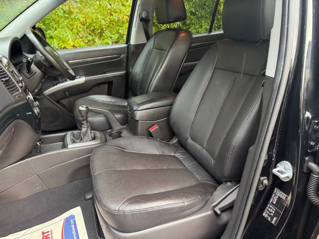 Used Hyundai Santa Fe 2012 for sale - 76323397: Photo 12