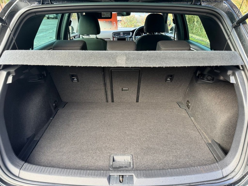 Used Volkswagen Golf 2016 for sale - 77880133: Photo 11