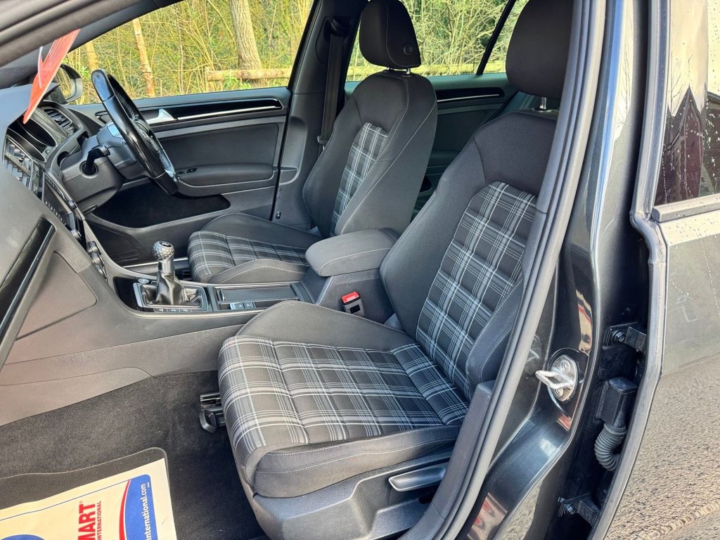 Used Volkswagen Golf 2016 for sale - 77880133: Photo 16