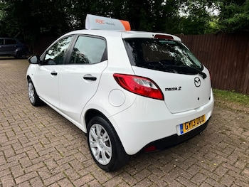 Used Mazda Mazda2 2013 for sale - 78908683: Photo