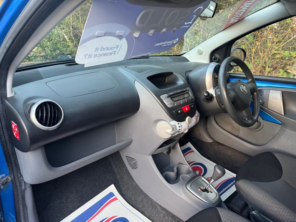 Used Toyota AYGO 2010 for sale - 76642567: Photo 11