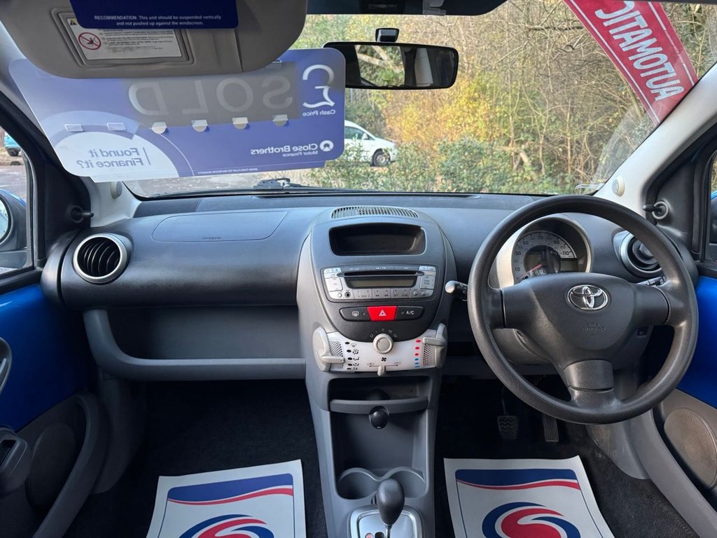 Used Toyota AYGO 2010 for sale - 76642567: Photo 12