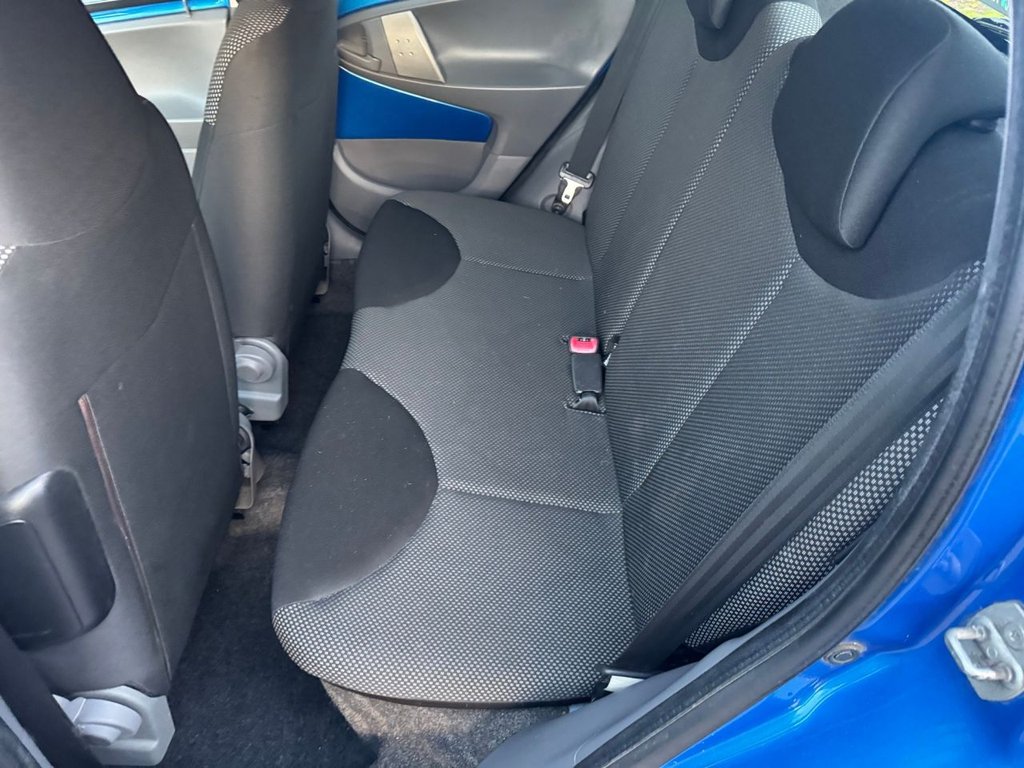 Used Toyota AYGO 2010 for sale - 76642567: Photo 13