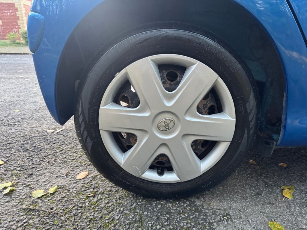 Used Toyota AYGO 2010 for sale - 76642567: Photo 16