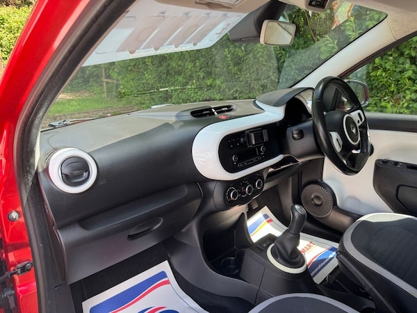 Used Renault Twingo 2015 for sale - 75134863: Photo 11