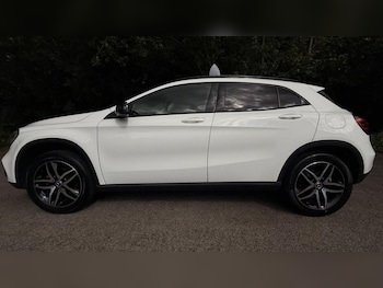 Used Mercedes-Benz GLA 2019 for sale - 79598862: Photo