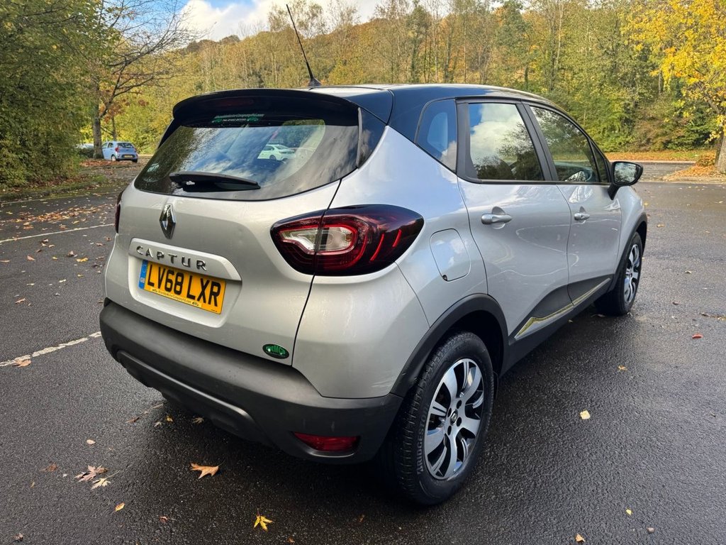 Used Renault Captur 2018 for sale - 76333714: Photo 4