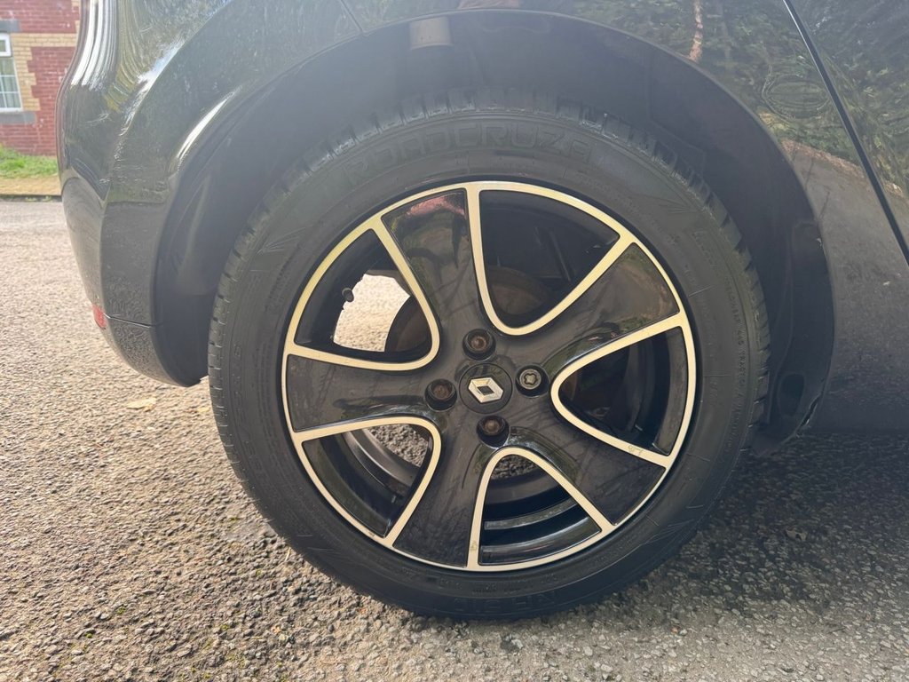 Used Renault Clio 2016 for sale - 76385931: Photo 15