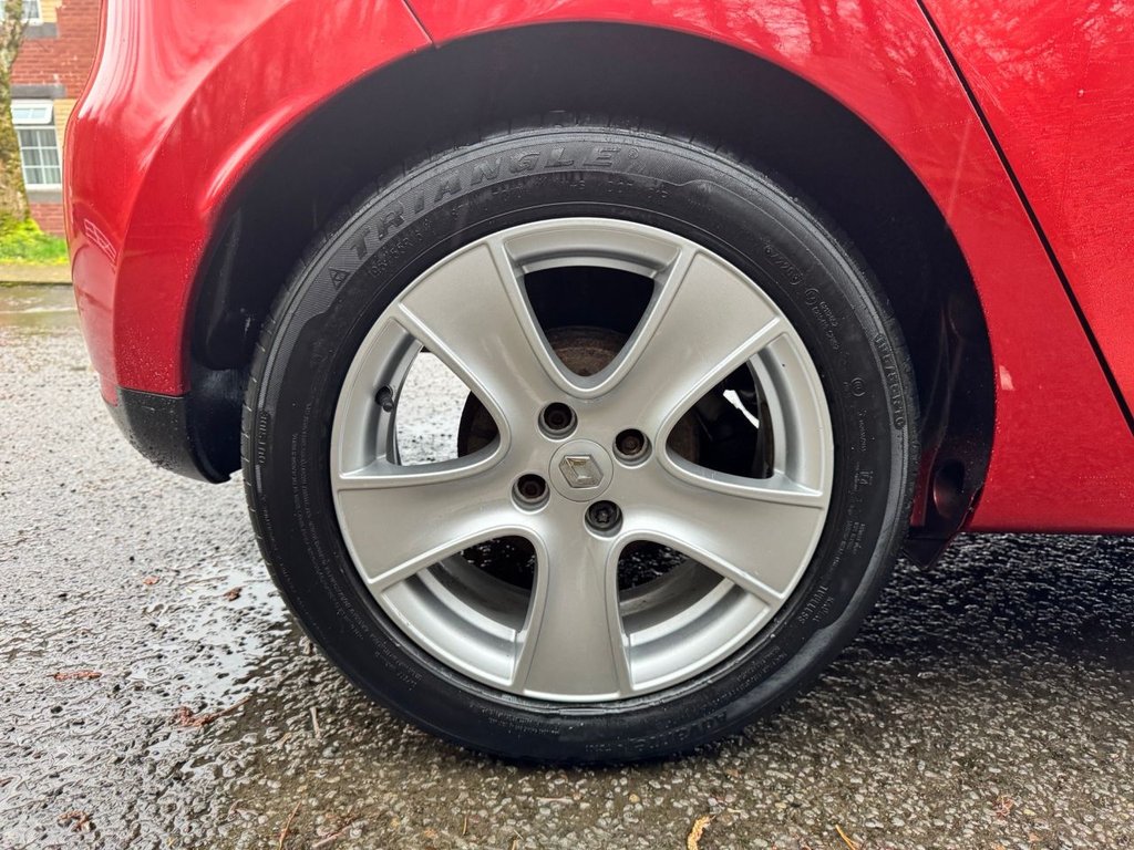 Used Renault Clio 2014 for sale - 77820895: Photo 18