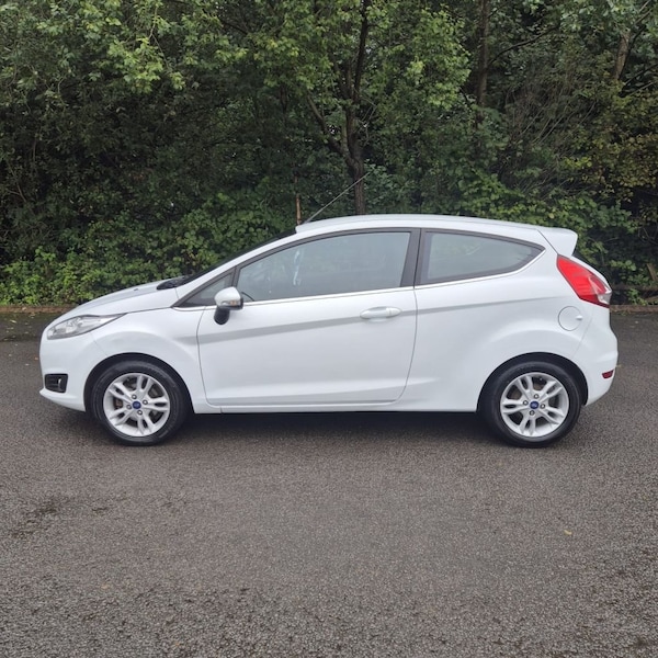 Used Ford Fiesta 2016 for sale - 72186235: Photo 2