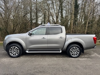 Used Nissan Navara 2017 for sale - 77719620: Photo