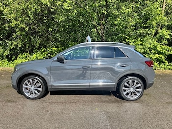 Used Volkswagen T-Roc 2019 for sale - 78583045: Photo