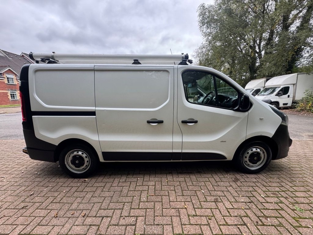 Used Vauxhall Vivaro 2017 for sale - 76291787: Photo 5