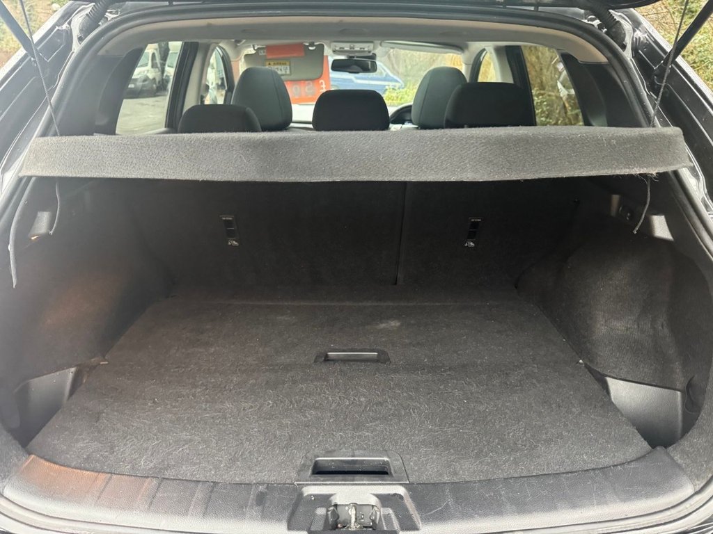 Used Nissan Qashqai 2014 for sale - 77212420: Photo 11