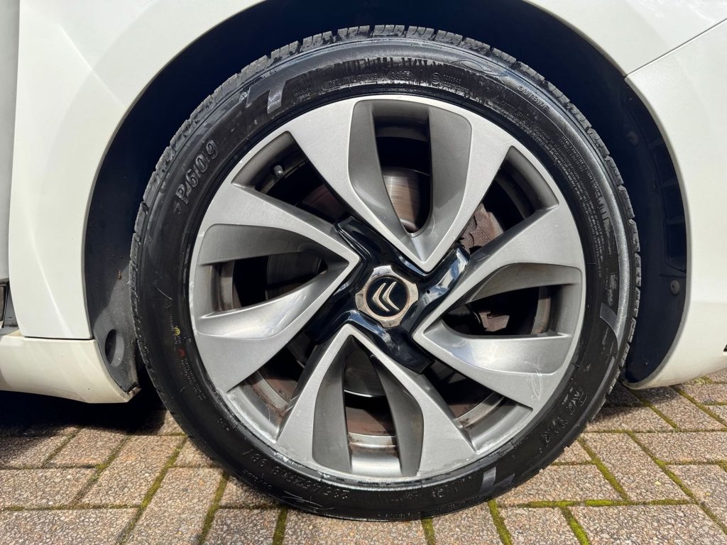 Used Citroen DS5 2013 for sale - 78110219: Photo 15