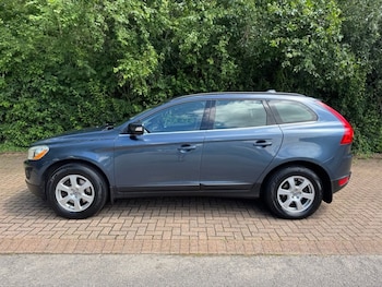 Used Volvo XC60 2010 for sale - 77463395: Photo