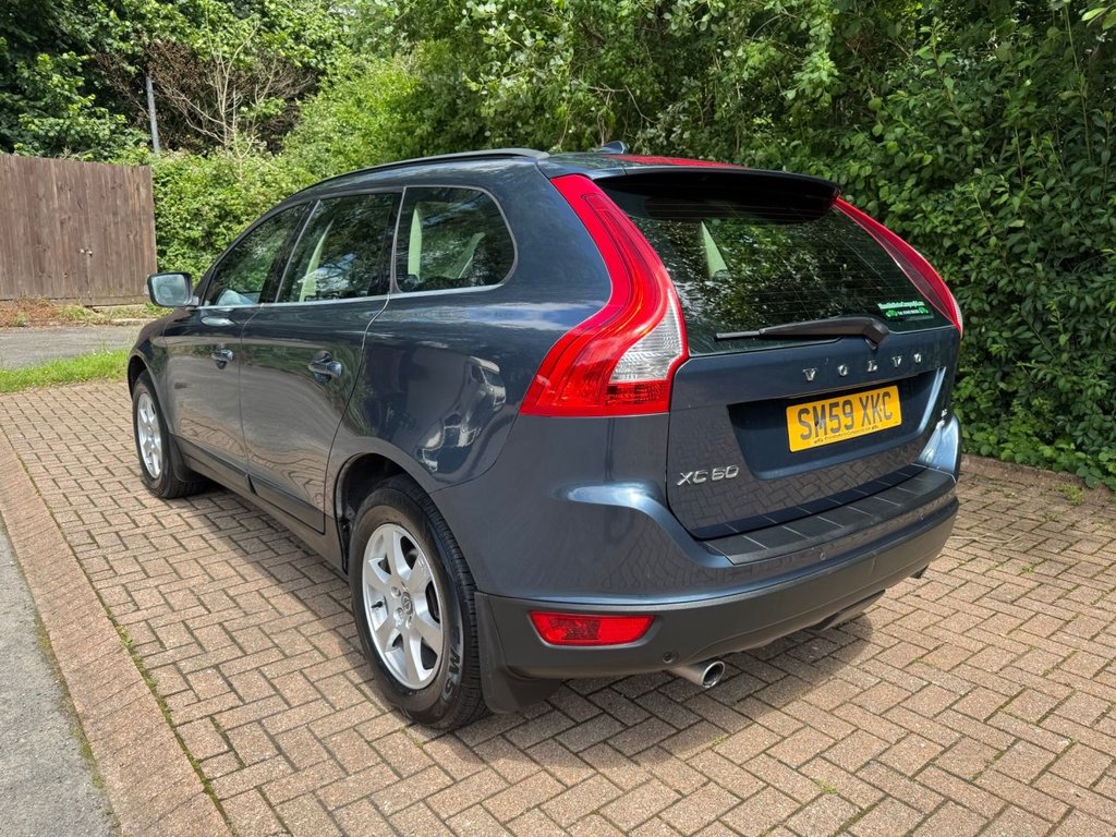 Used Volvo XC60 2010 for sale - 77463395: Photo 3