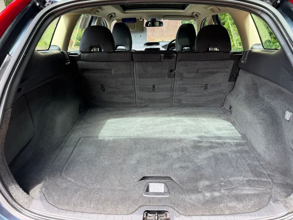 Used Volvo XC60 2010 for sale - 77463395: Photo 9