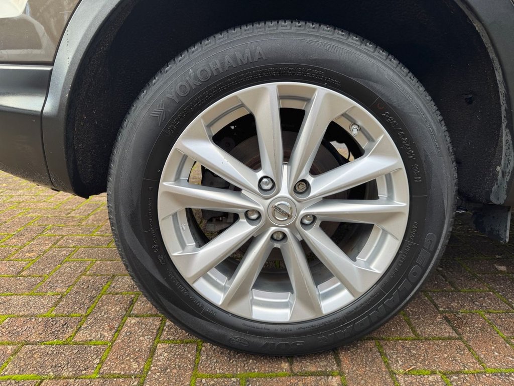 Used Nissan Qashqai 2014 for sale - 76751439: Photo 15