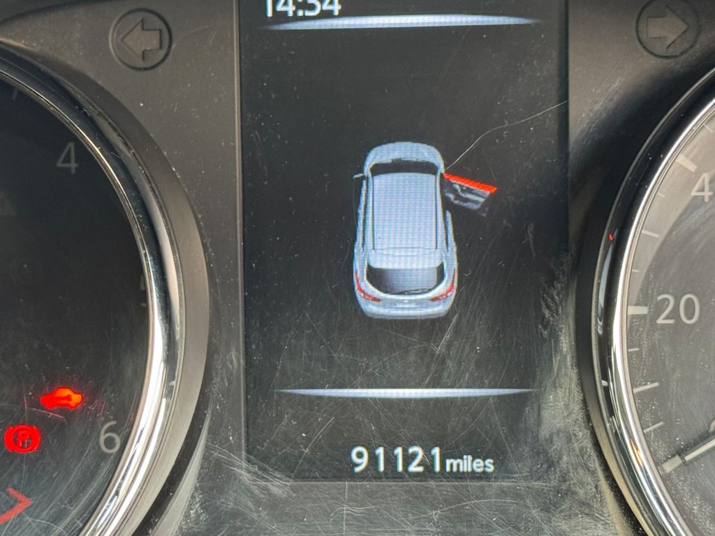 Used Nissan Qashqai 2014 for sale - 76751439: Photo 16